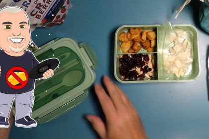 Best Lunch Box is perfect for work, school or a picnic